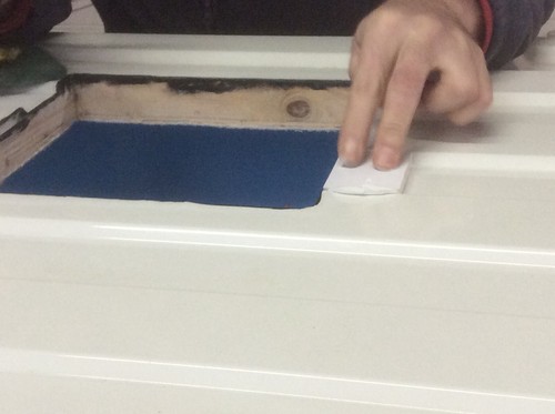 Roof sky light vent infill - light,