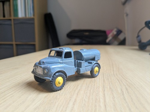Dinky toys 643 - no.,