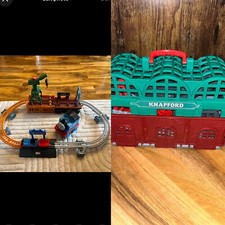 Thomas & Friends 2-in-1 Transforming Thomas Playset & Knapford Station bundle 