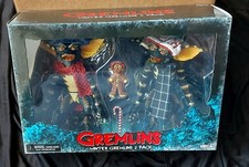 GREMLINS (SET 1) CHRISTMAS CAROL WINTER SCENE 2-PACK 7 INCH SCALE ACTION FIGURES
