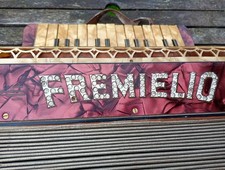 FREMIELIO ACCORDIAN In Need Of Some TLC PLEASE READ