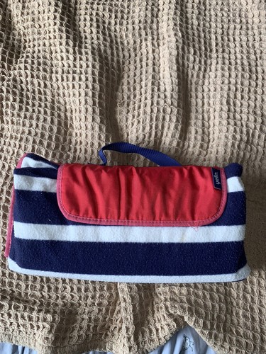 Blue and white insulated - white,