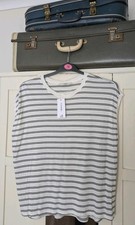 BNWT Ladies Size 18 White