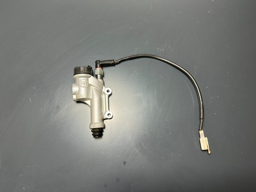 Rear brake pump magura - rear,