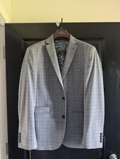 Men’s Suit Jacket (40R)