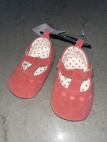Baby girls shoes - age, 0-3