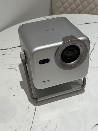 Hisense laser projector - 4k,