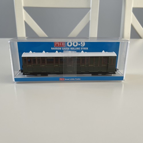 Peco narrow gauge rolling - narrow,