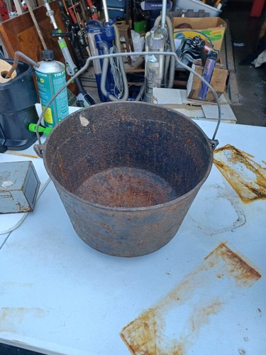 Antique cast iron bean pot - iron,