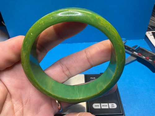 Beautiful marbled bakelite - beautiful,