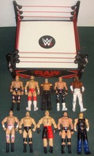 WWE MATTEL WRESTLING FIGURE