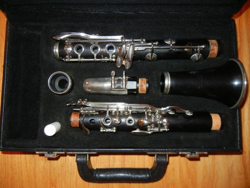 Noblet wood clarinet - noblet,