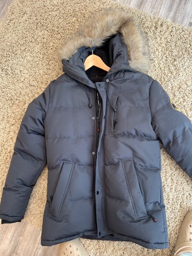 Mans zavetti canada winters - a,