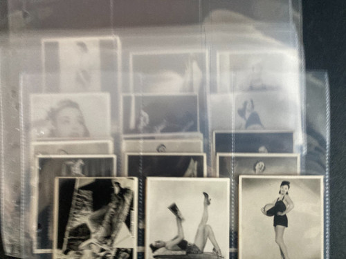 Cigarette cards modern - cards,