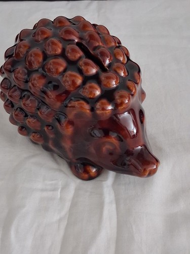 Hedgehog money box - hedgehog, brown