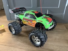 Traxxas Emaxx RC monster truck