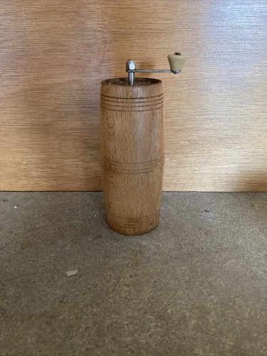 Vintage pepper mill - pepper,