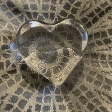 Beautiful vintage Dartington Clear Glass Heart-shaped Paperweight original label