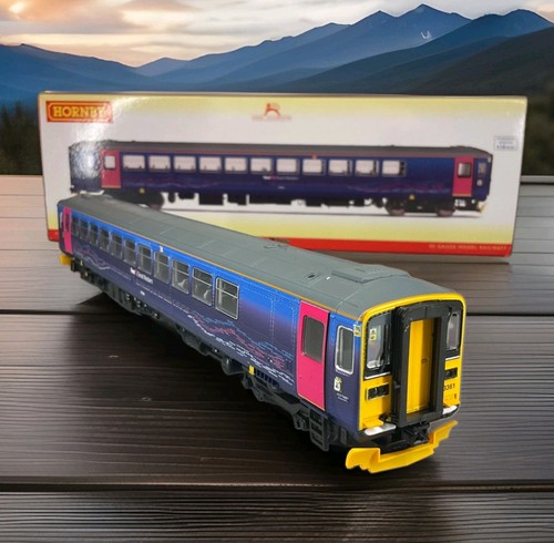 Boxed hornby r30357 class - boxed,