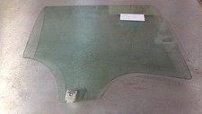 11947 C8 2009-2013 MAZDA 3 BL TS2 O/S REAR DRIVERS SIDE DOOR WINDOW GLASS