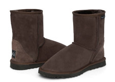 WOMEN'S CLASSIC SHORT AUSTRALIAN UGG BOOTS