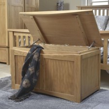 Blanket Box Chest Ottoman Trunk Solid Wood Bedroom Furniture - Crescent Oak