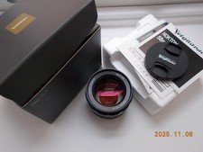 Voigtländer 58mm f/1.4 Nokton