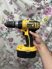 Dewalt DC725 Combi Hammer Drill With Floureon Battery - Working 