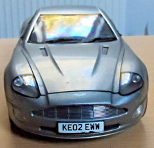 Aston Martin Vanquish James Bond 1:18 Scale Die-Cast Model Beanstalk  Group 007