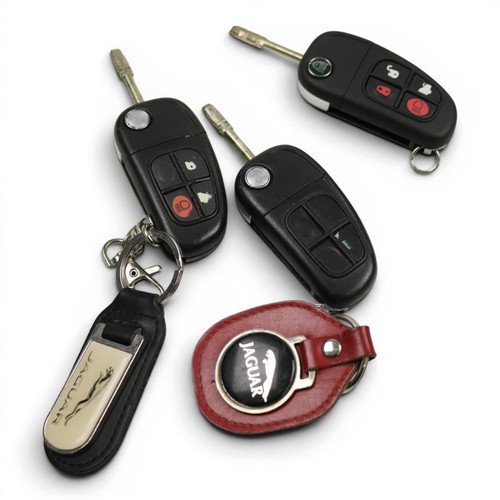 Jaguar type keys - 3, keys/fobs