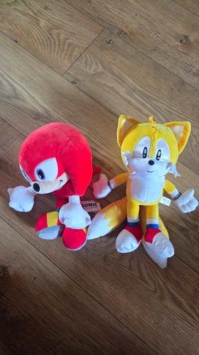 Sonic the hedgehog - tails, &
