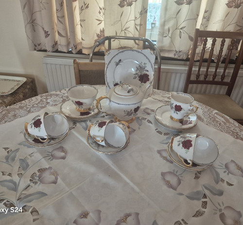Royal stafford roses - stafford,