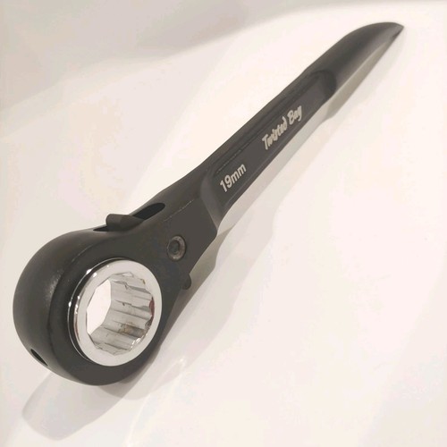 Twisted bay 21mm aluminium - bay,