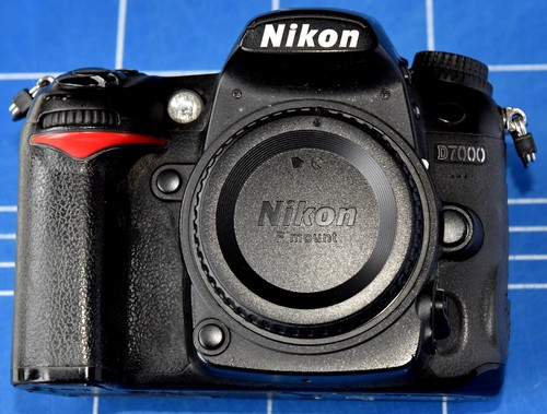 Nikon d7000 body - nikon,