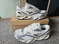 Mizuno Wave Prophecy LS