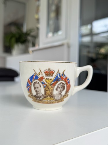 Commemorative teacup 1937 - , to