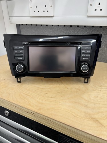 Nissan stereo sat nav - nissan, display