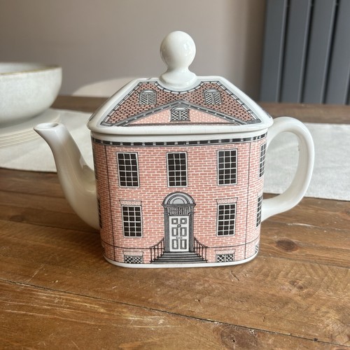 Carlton ware novelty - ware,