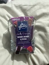 Glade Jar Candle - Merry Berry & Wine, 129g, Limited Edition