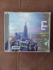 Oasis Standing On The Shoulder