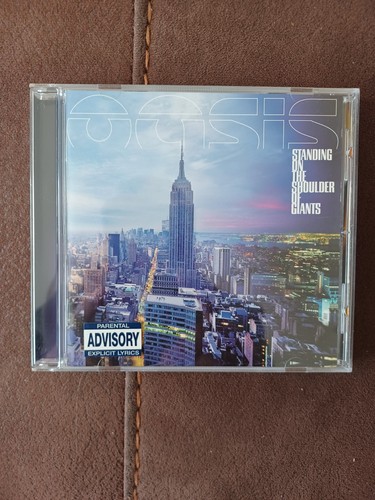 Oasis standing the - standing, shoulder
