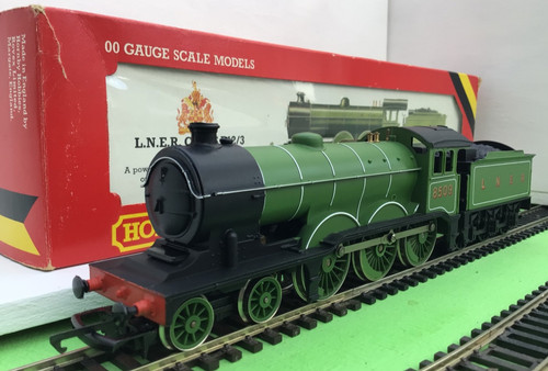 Hornby gauge r866 lner - hornby,