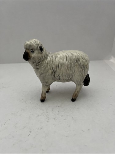 Beswick vintage pottery sheep - vintage,