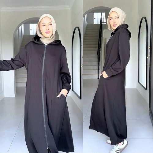 Dubai women abaya muslim - dubai,