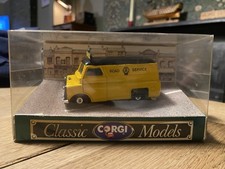 Aa Bedford Van Classic Models