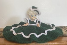 Toilet Paper Hand Crochet 2