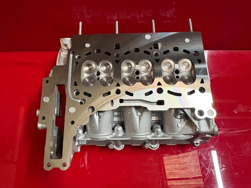 Reconditioned cylinder head - reconditioned,