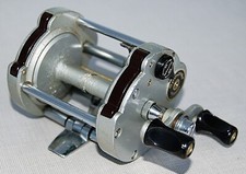 MILWARDS 'SPINOVER' MULTIPLIER SPINNING FISHING REEL.             (1094)