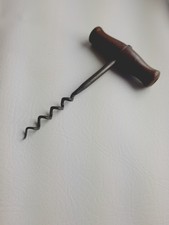 Collectible corkscrew good condition 