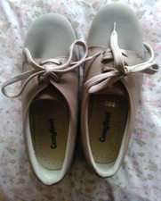 Ladies Cosyfeet shoes, size 7. Extra Roomy. Beige colour. New.